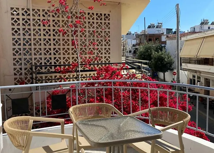 Bougainvillea House, Old Town Apartmán