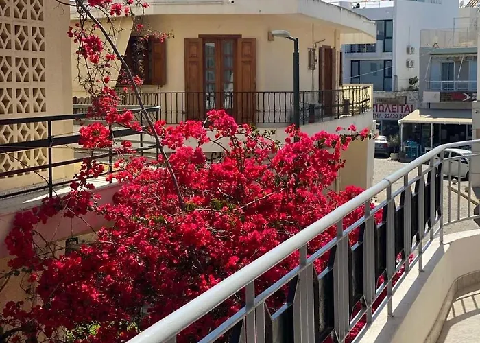 Lägenhet Bougainvillea House, Old Town *
